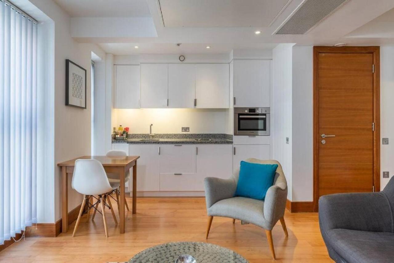 Apartment - Tower Hill - City Centre By Prime London Stays N-15 Bagian luar foto